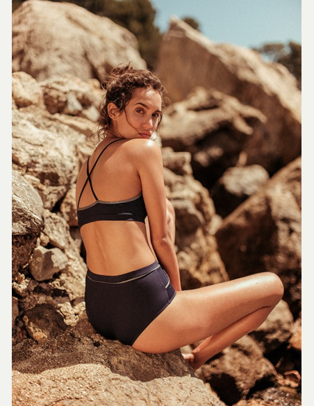 Culotte Balance on water