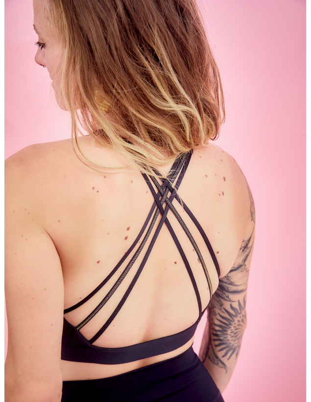 Brassière de yoga by Ilia Noire EKA