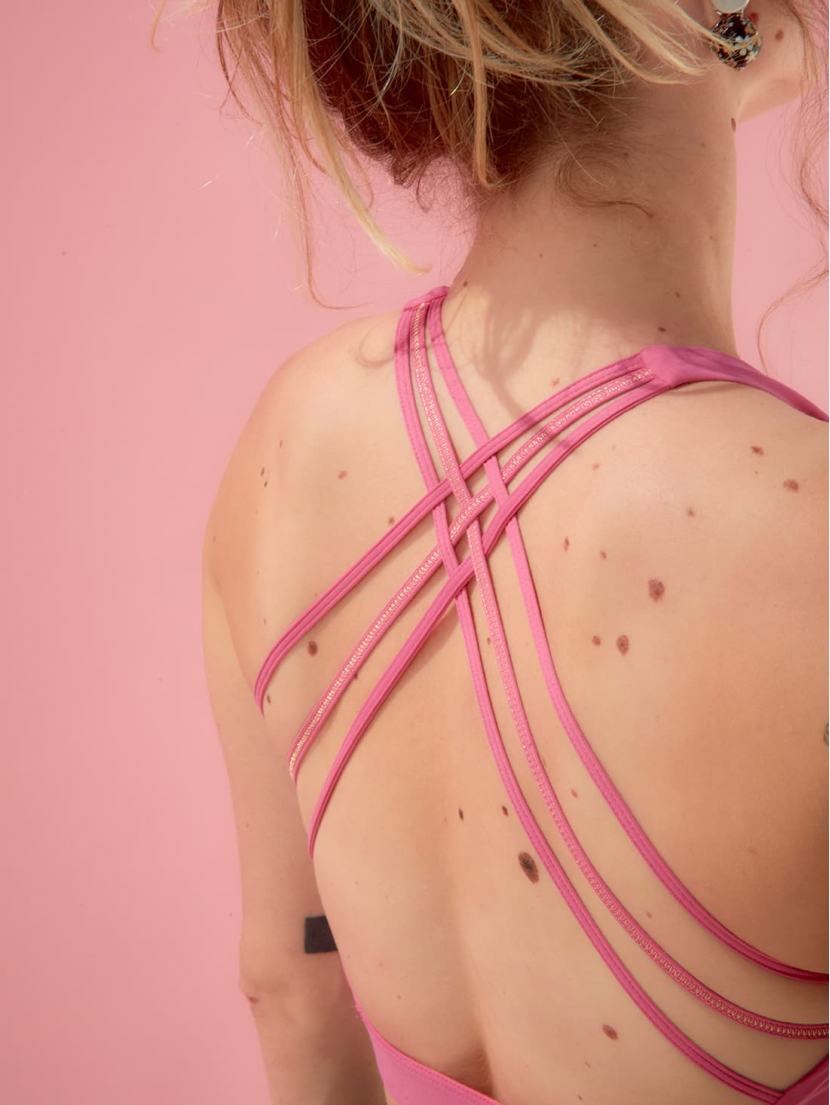 Brassière de yoga by Ilia Rose bonbon EKA